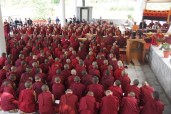 Tibetan-Buddhist-nuns debate