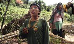 amazon-tribespeople-with-clothes